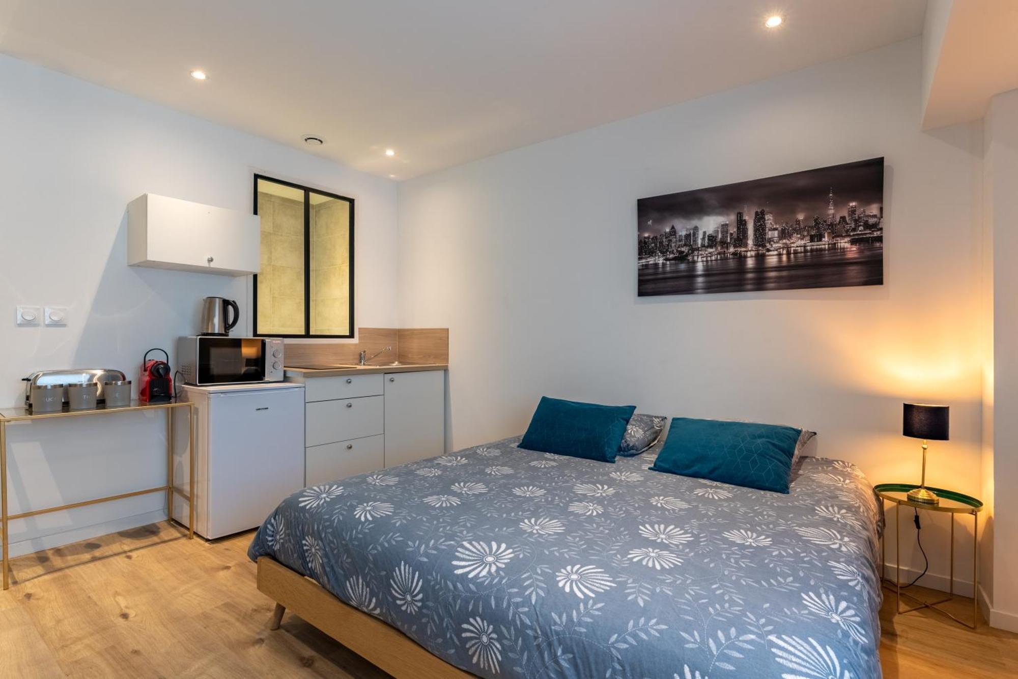 Le Fruit Defendu "Love Room" Jacuzzi Centre Ville Ruan Exterior foto